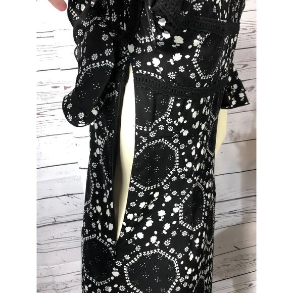 Free People Geo Garden Ruffle Sleeve Mini Dress in black & white size 0 - Picture 11 of 12